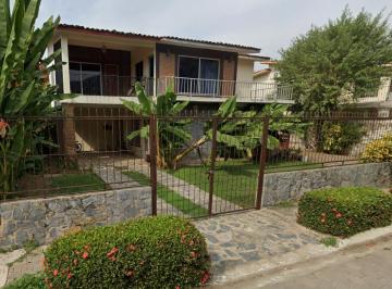 Casa de 4 habitaciones, Zihuatanejo de Azueta · Casa en Venta Paseo de Las Golondrinas