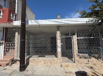 Casa de 4 habitaciones, Monterrey · Casa en Renta Villa Mitras Mty