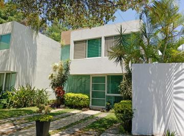 Casa en condominio de 3 habitaciones, Cuernavaca · Hermosa Casa en Venta en Av Cuauhtémoc