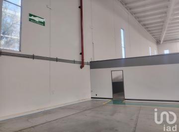 Bodega comercial · 18000m² · 1 Recámara · 20 Estacionamientos · Bodega Nueva Teoloyucan Renta