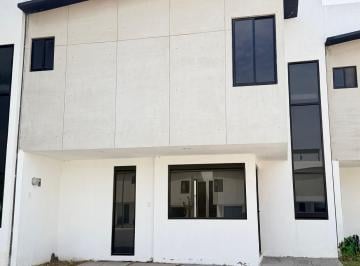 Casa de 3 habitaciones, Corregidora · Casa en Renta con Roof Garden Privado en El Condado, Corregidora Qro