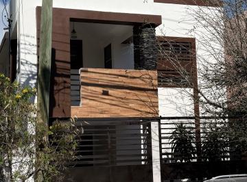 Casa de 3 habitaciones, Guadalupe · Casa en Jardines de Andalucia