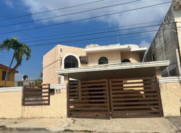 Casa · 176m² · 3 Recámaras · 1 Estacionamiento · Casa en Venta Col. Jesús Luna Luna