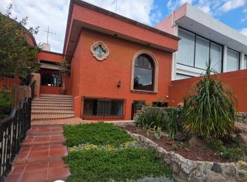 Casa de 4 habitaciones, León · Hermosa Casa en Venta en Los Naranjos