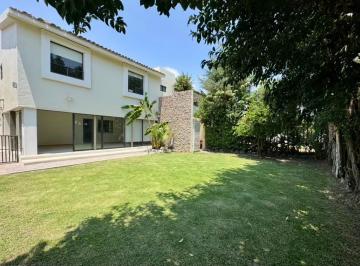 Casa de 4 habitaciones, Atlixco · Casa en Renta Barda Fraccionamiento Club de Golf El Cristo Atlixco, Puebla