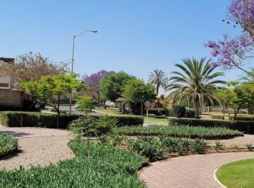 Casa en condominio de 3 habitaciones, Aguascalientes · Casa en Venta con Recamara en Pb y Terraza Enresidencial Las Plazas!️ $5,200,000