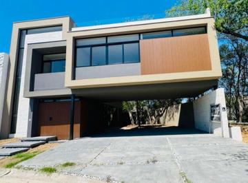 1 · Hermosa Casa con Vistas Espectaculares en Venta Ubicada en Campestre Santiago Lista Para Habitar