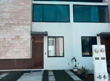 Bodega comercial · 3 Recámaras · 2 Estacionamientos · Casa en Renta y Venta en Residencial Playa Paraíso, Pdc