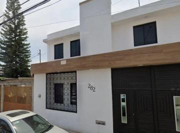 Casa de 3 habitaciones, Corregidora · Venta de Casa en Bonn Tejeda
