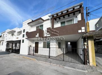 Casa · 159m² · 3 Recámaras · 1 Estacionamiento · (Mecv2616) Casa en Venta, Col. Gustavo Díaz Ordaz (A Espaldas de Médica Universidad), $3'570,000
