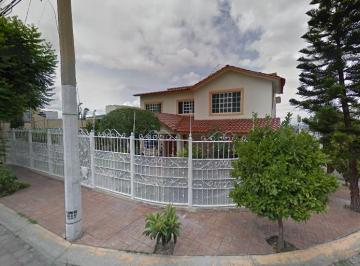 Casa en Venta de 5 habitaciones Arboledas · Vivienda con Visión: Plusvalía Creciente y Excelente Calidad de Vida en Las Arboledas Queretaro