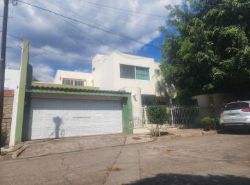 Casa de 4 habitaciones, Zapotlán el Grande · Hermosa Casa Residencial en Venta en Mansiones del Real