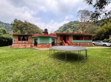 Casa · 200m² · 2 Recámaras · 5 Estacionamientos · Casa en Coatepec Centro
