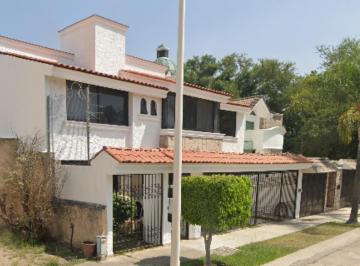 Casa de 4 habitaciones, Zapopan · Venta de Casa en Bugambilias Zapopan Jalisco
