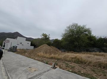 Terreno / Lote · 214m² · Venta de Terreno en Los Cristales, Mty N. L.