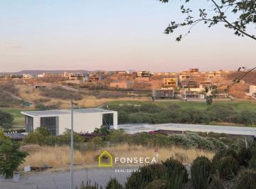 Terreno / Lote · 1044m² · Terreno en Venta en El Molino Residencial, Condominio 2. Oportunidad