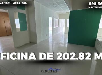 Oficina · 202m² · 4 Estacionamientos · Oificna de 202.82 m² en Renta Plaza Nayandei - Cancún