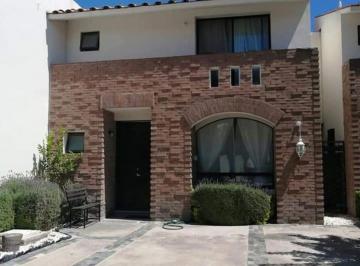 Casa en condominio de 3 habitaciones, Querétaro · Exelente Oportunidad de Inversion