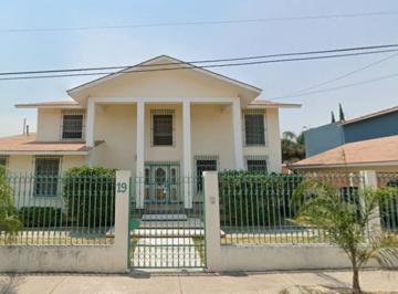 Casa de 6 habitaciones, Querétaro · Venta de Casa en Colinas del Cimatario