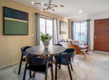 Casa de 3 habitaciones, Tlajomulco de Zúñiga · Casa Nueva Totalmente Amueblada