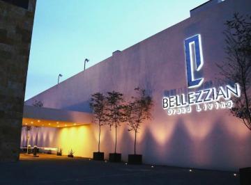 Departamento · 400m² · 4 Recámaras · 3 Estacionamientos · Departamento en Renta en Bellezzian, Metepec