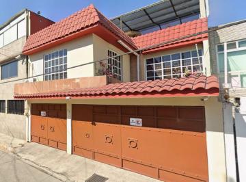 Casa de 4 habitaciones, Tlalnepantla de Baz · Venta de Casa en Tlanepantla Col Hab Prado Vallejo