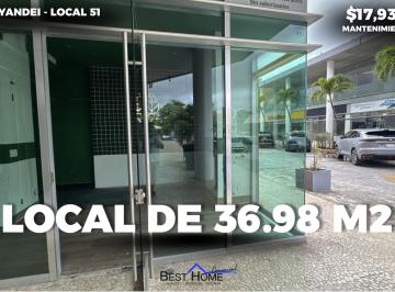 Local comercial · 36m² · 2 Estacionamientos · Local #51 de 36.98 m² en Renta en Plaza Nayandei - Cancún