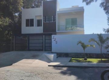 Casa de 3 habitaciones, Temixco · Casa en Venta en Fraccionamiento Burgos de Cuernavaca, Morelos