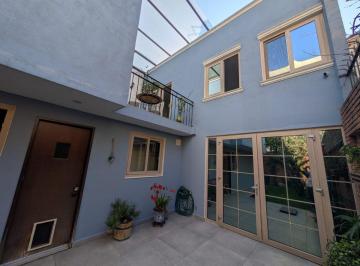 Casa de 3 habitaciones, Coyoacán · Casa Remodelada Coyoacán, de Revista! El Corazón Cultural de México Te Espera