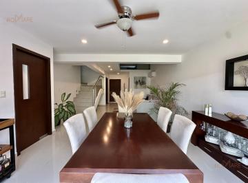 Casa en condominio · 235m² · 3 Recámaras · 2 Estacionamientos · Casa 3 Recámaras con Jardín | Lomas del Sol
