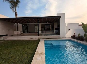 Casa de 5 habitaciones, Atlatlahucan · Venta de Casa en Lomas de Cocoyoc
