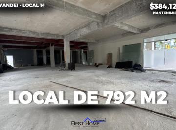 Local comercial · 792m² · 4 Estacionamientos · Local 14 en Renta de 792 m² en Plaza Nayandei - Cancún