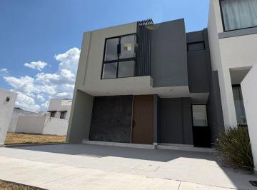 FACHADA · Casa en Venta en Mayorazgo del Valle, Frente a Área Verde, Zona Sur