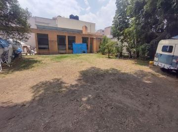 Terreno / Lote , Coyoacán · Se Vende Estupendo Terreno Grande en El Centro de Coyoacán.