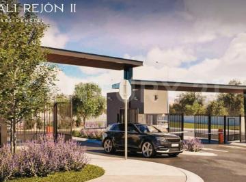 Terreno / Lote · 198m² · Venta Lote Habitacional en Reliz con Vista a La Presa Rejon