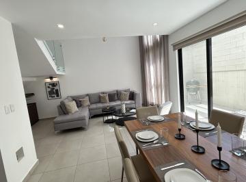Casa · 248m² · 3 Recámaras · 2 Estacionamientos · Casa en Venta en Cumbres | 3 Niveles + Doble Altura + Terraza