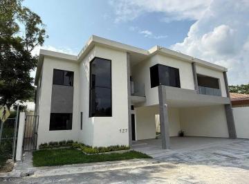 3f43a15f404c163ec06e5e947348e1ceb430f1e8f4f9b47bfad4d80d0944fab3 · Venta Casa en Cumbres de Santiago