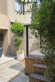 Casa · 200m² · 3 Recámaras · 2 Estacionamientos · Casa en Lomas de Juriquilla