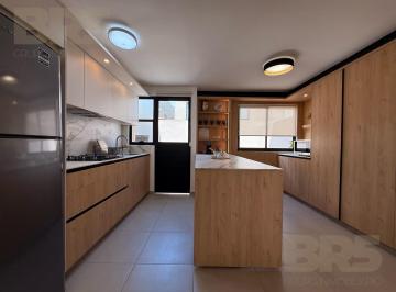 Casa · 93m² · 3 Recámaras · 2 Estacionamientos · Casa en Venta 3 Recámaras 1 en Pb y 3 Baños Completos, Frente a Sonterra