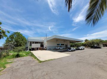 Local comercial · 3000m² · 10 Estacionamientos · Nave Industrial en Renta