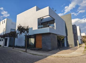 Casa de 3 habitaciones, San Andrés Cholula · Casa en Esquina Parque México Lomas de Angelópolis