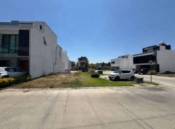 Terreno / Lote , Zapopan · Terreno en Venta en Esquina.