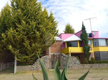 Casa · 260m² · 3 Recámaras · 8 Estacionamientos · Casa Sola en Venta en San Mateo Aticpac, Calpulalpan, Tlaxcala