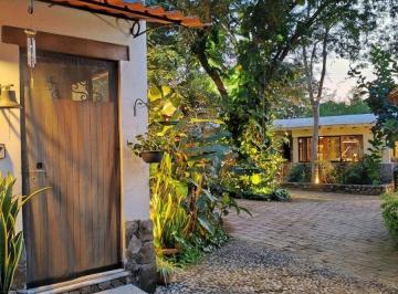 Casa de 5 habitaciones, Comala · Casa en Venta en Nogueras, Comala
