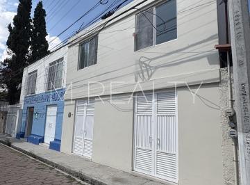 Local comercial , Tequisquiapan · Local en Renta en Av Juárez en Tequisquiapan