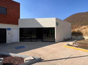 Local comercial , Tlajomulco de Zúñiga · Se Renta Local Comercial Circuito Metropolitano Sur Av Pedro Parra Centeno #2699, Tlajomulco.