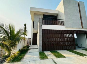 Casa de 4 habitaciones, Alvarado · Casa en Venta 4 Recámaras, Alberca, Bar, Roof Garden, Terraza en Fracc. en Las Olas en La Riviera V