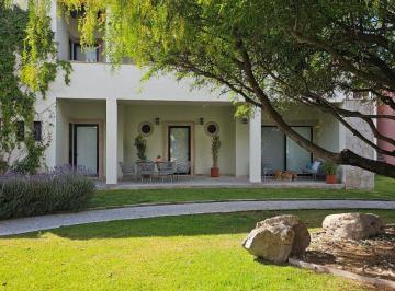 Casa en condominio de 3 habitaciones, San Miguel de Allende · Departamento en Venta en Residencial Casco de Landeta | San Miguel de Allende