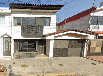 Casa de 4 habitaciones, Puebla · ¡Casa en Venta! Río Jamapa 5325, Jardines de San Manuel, 72570 Heroica Puebla de Zaragoza, Pue.