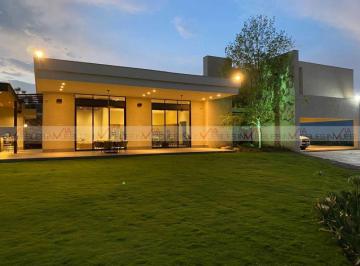 Rancho · 679m² · 3 Recámaras · 6 Estacionamientos · Rancho en Venta en San Javier